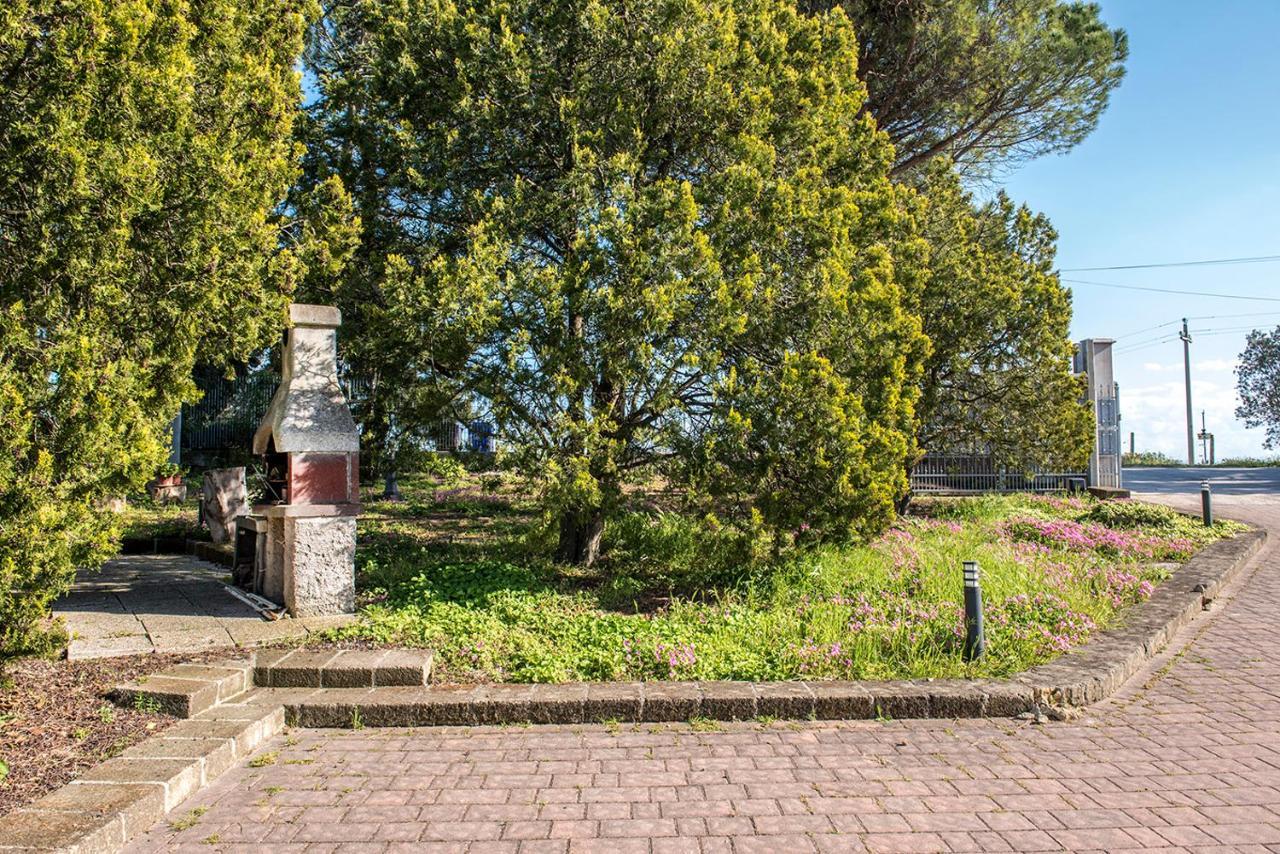A11 - Varano, Delizioso Trilocale Con Giardino Ancona Exterior foto